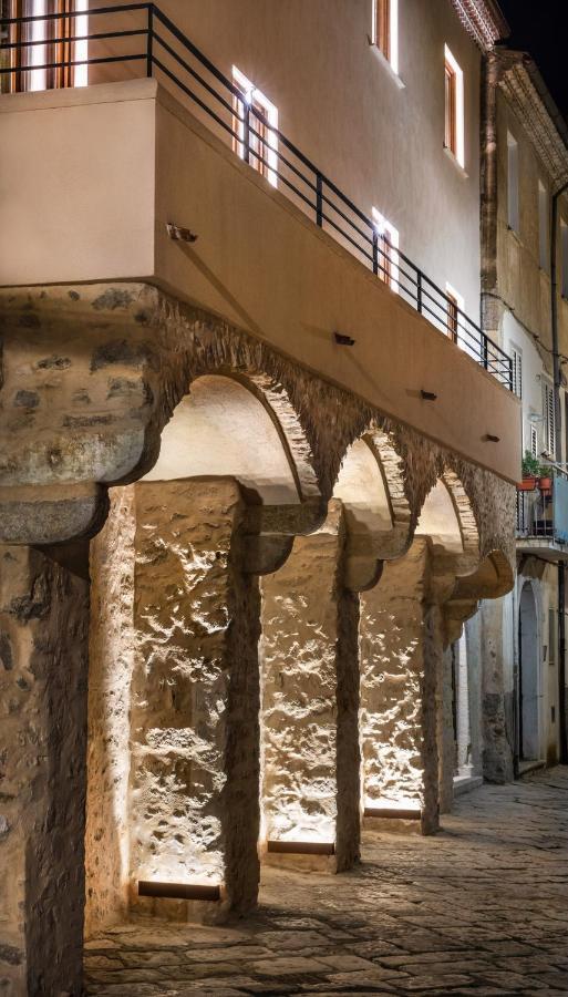 I Vicoli Exclusive Apartments Fondi Bagian luar foto