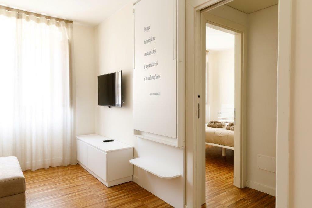 I Vicoli Exclusive Apartments Fondi Bagian luar foto