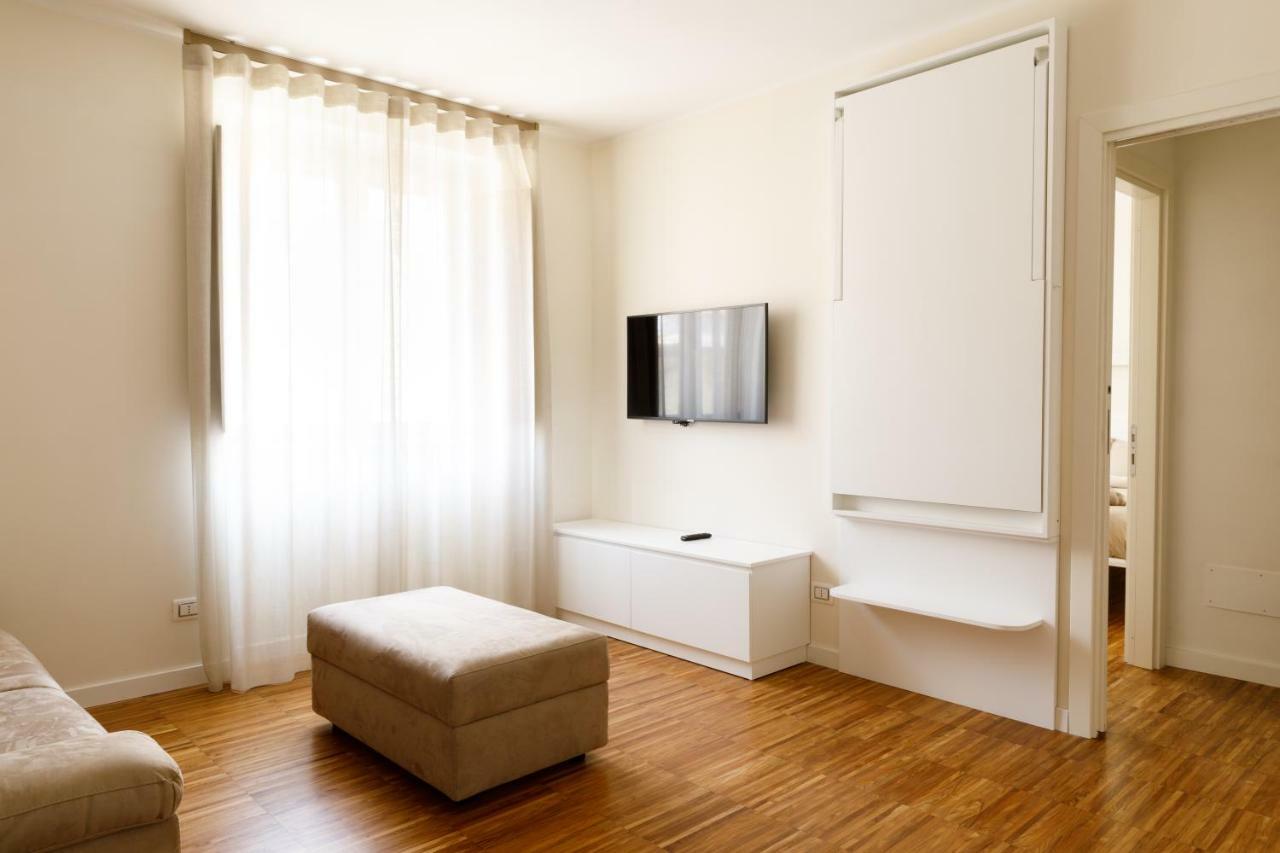 I Vicoli Exclusive Apartments Fondi Bagian luar foto