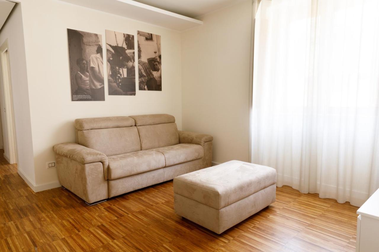 I Vicoli Exclusive Apartments Fondi Bagian luar foto